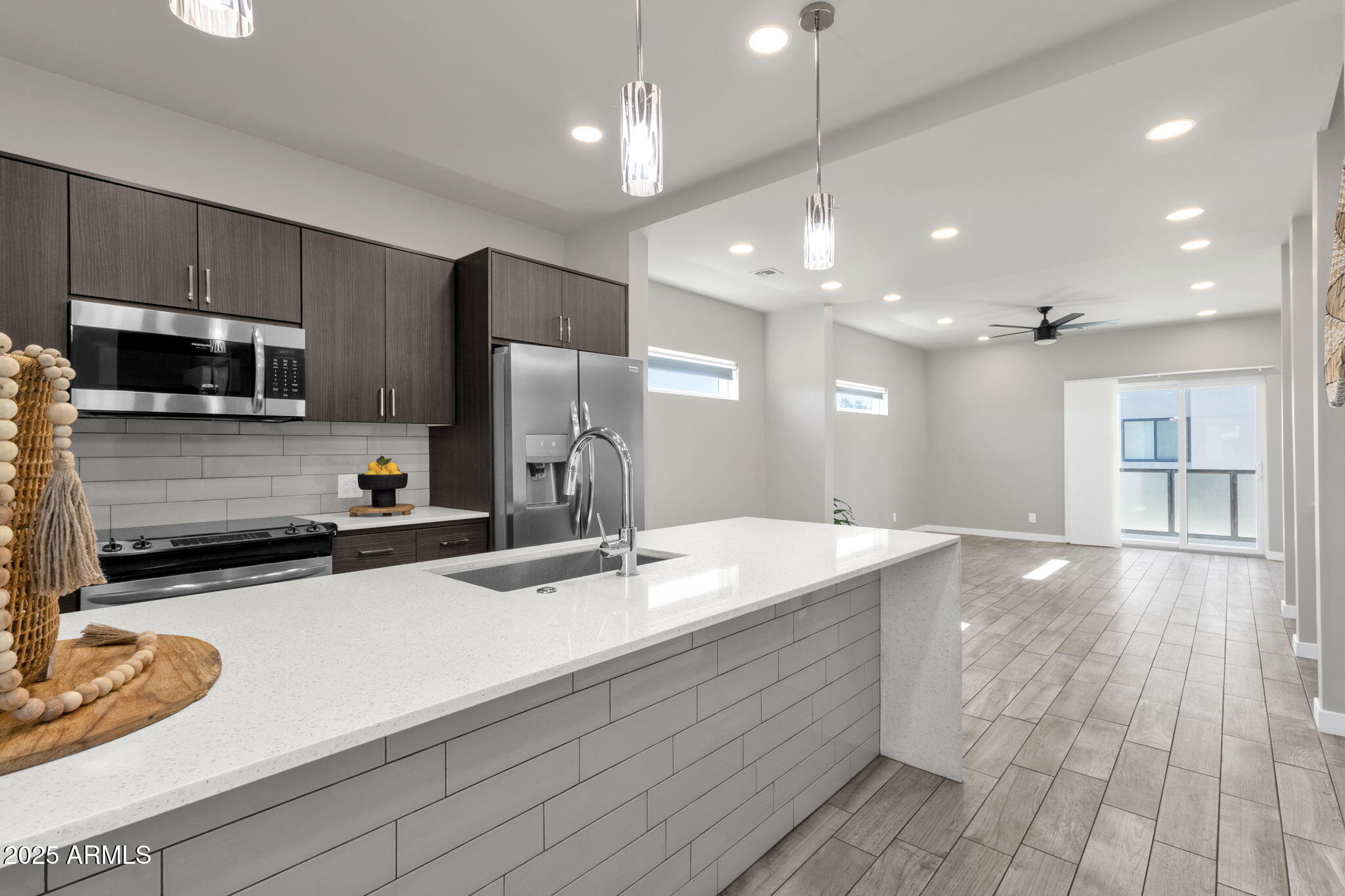 2727 East Thomas Road, Unit 9 Phoenix, AZ 85016 - Photo 10 of 46 a bathroom with a sink double vanity granite and a large mirror