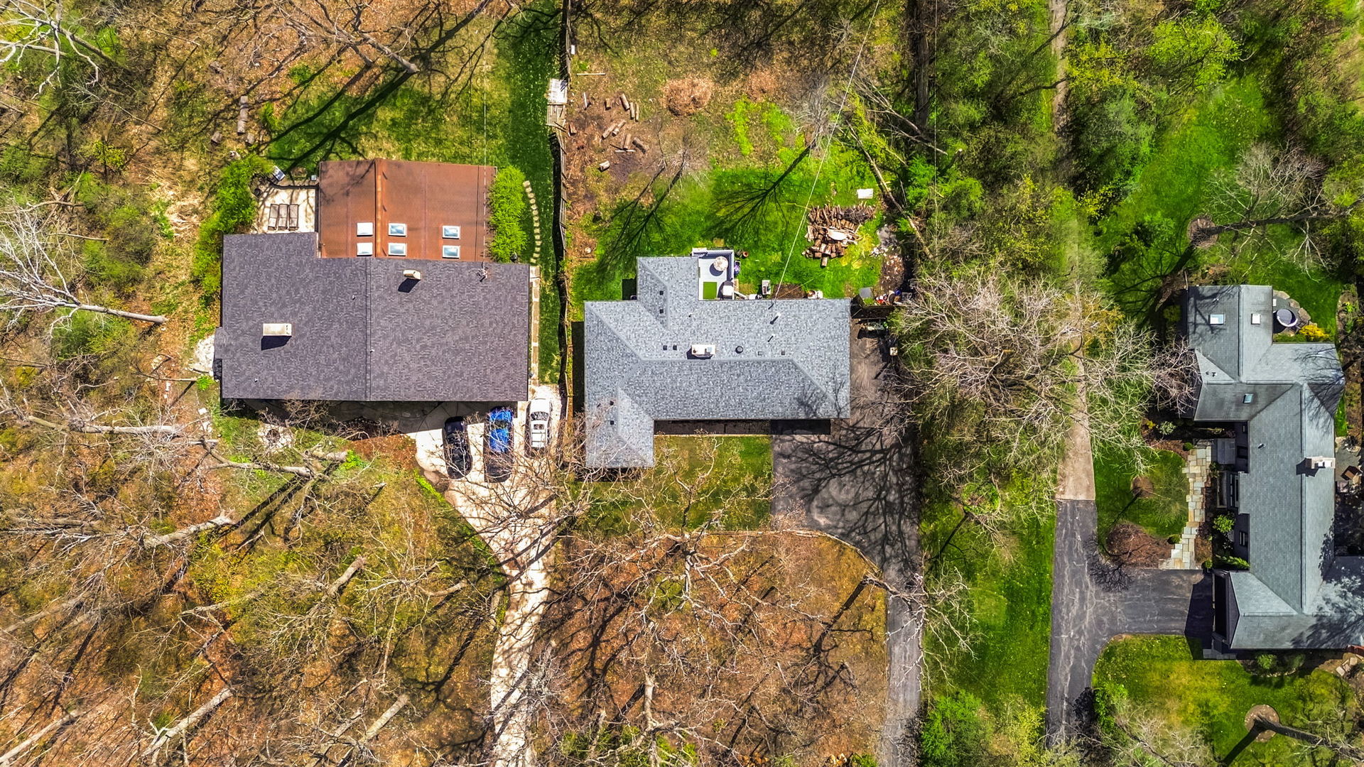 219 East Sheridan Road Lake Bluff, IL 60044 - Photo 4 of 28 an aerial view of a house