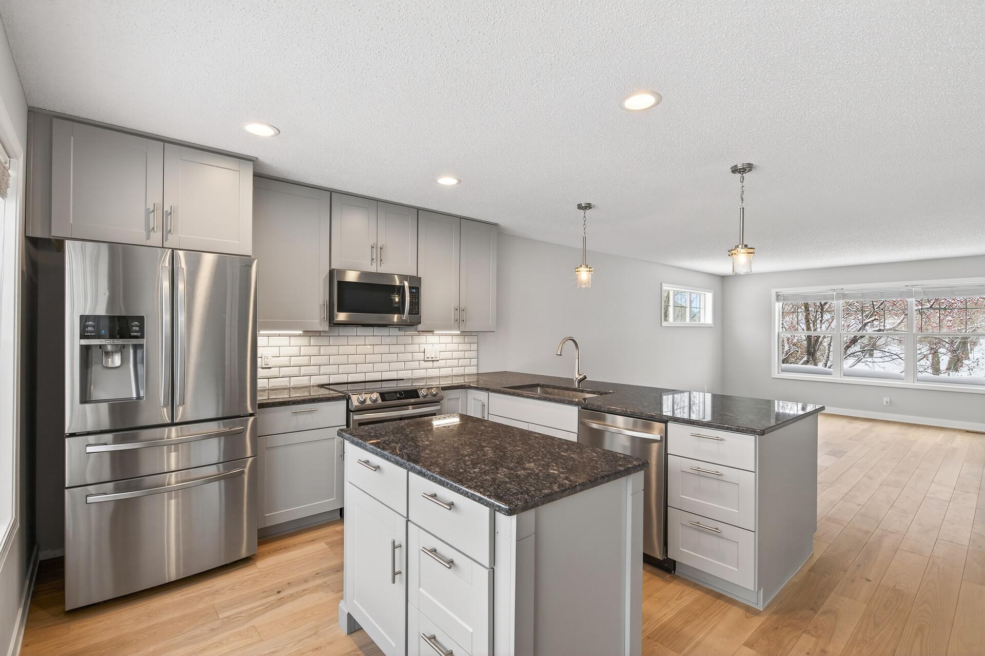 1667 Arona Street, Unit 8 Falcon Heights, MN 55108 - Photo 2 of 41