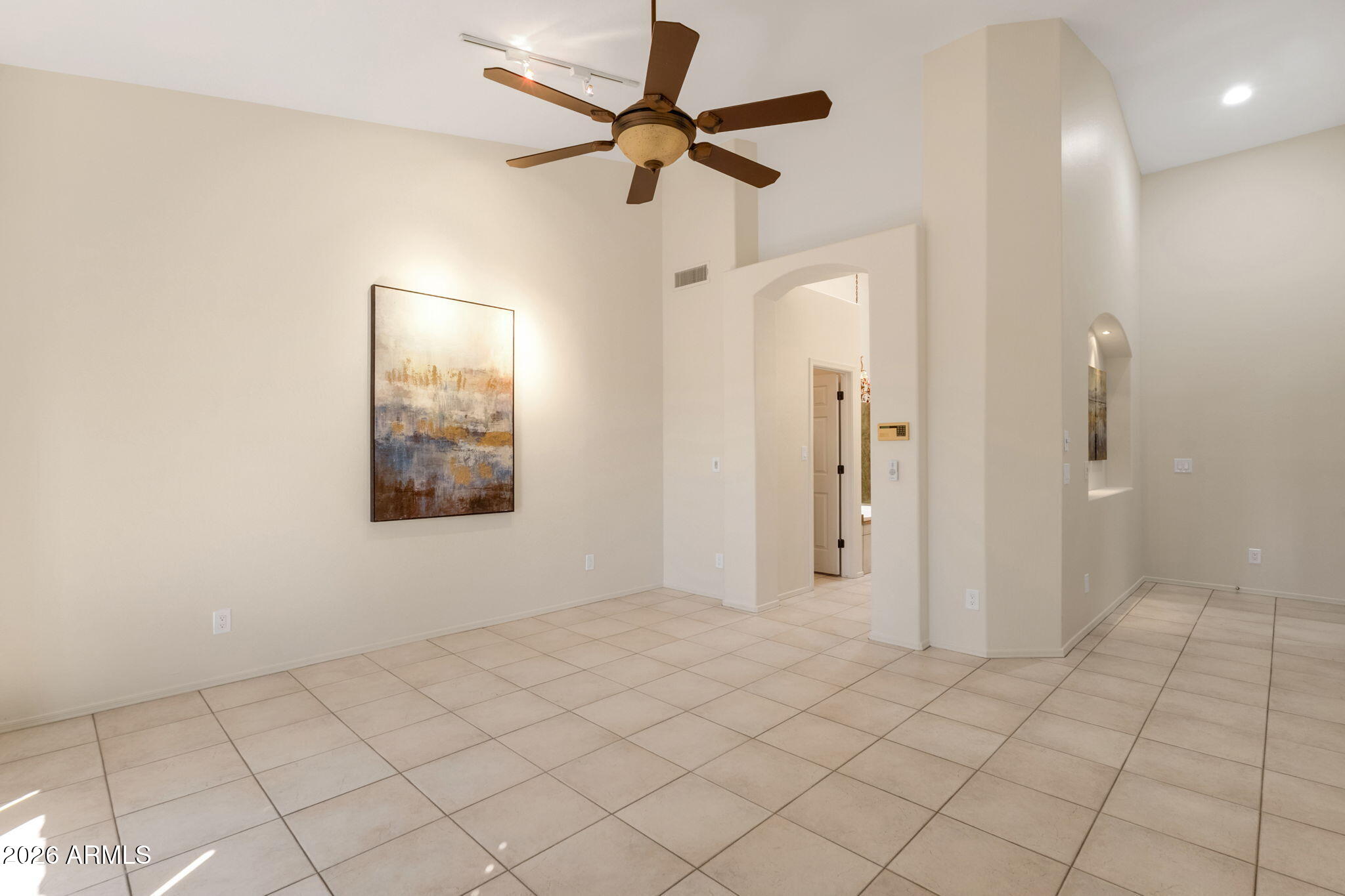1837 East Marilyn Road Phoenix, AZ 85022 - Photo 14 of 47 14-web-or-mls-14