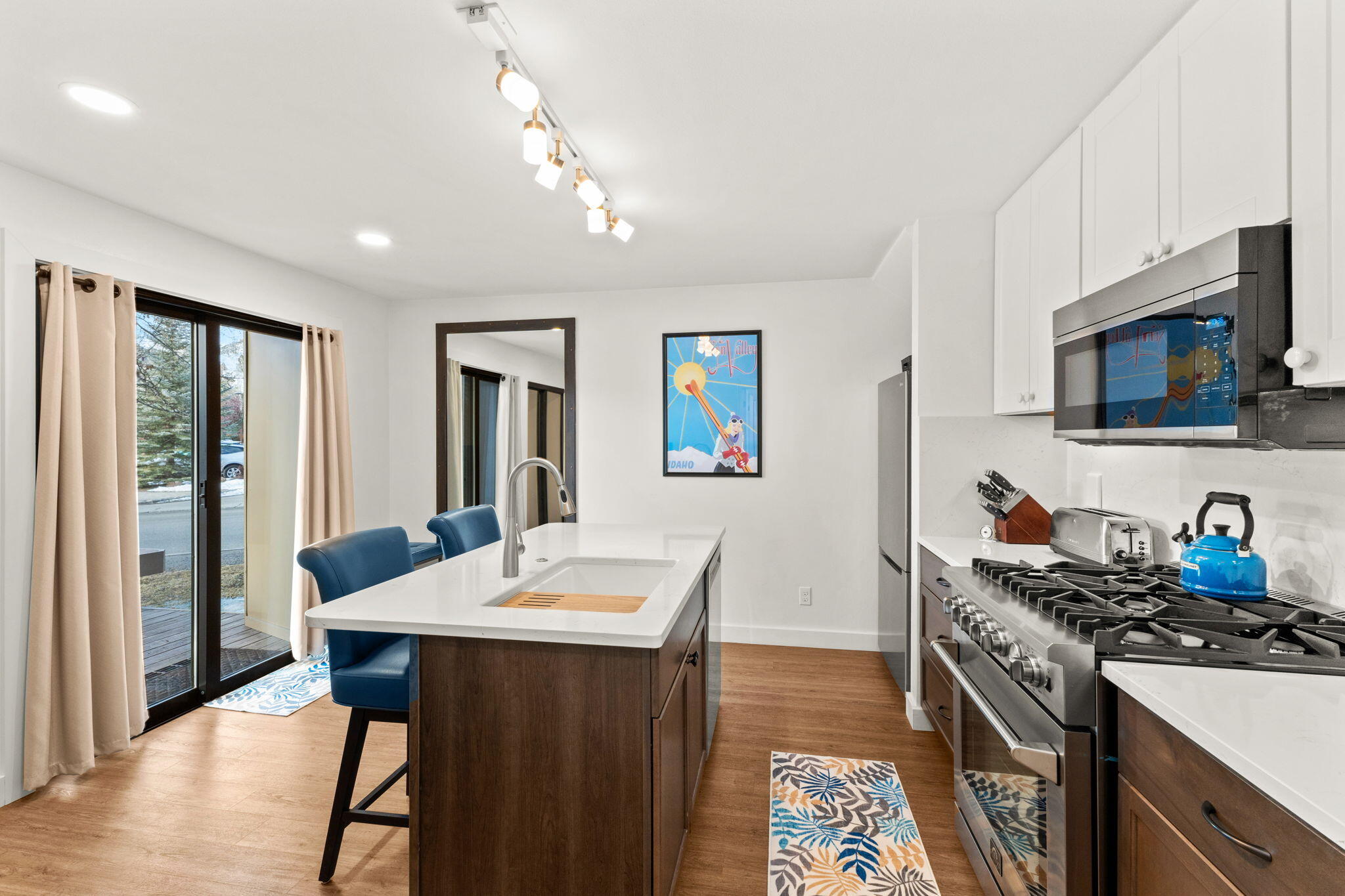 2209 Bonne Vie Condo Road Sun Valley, ID 83353 - Photo 2 of 26 Kitchen