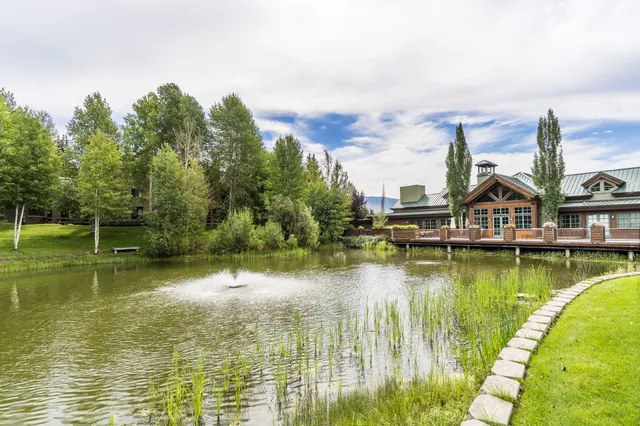 $945,000 | 2209 Bonne Vie Condo Road, Sun Valley, ID 83353