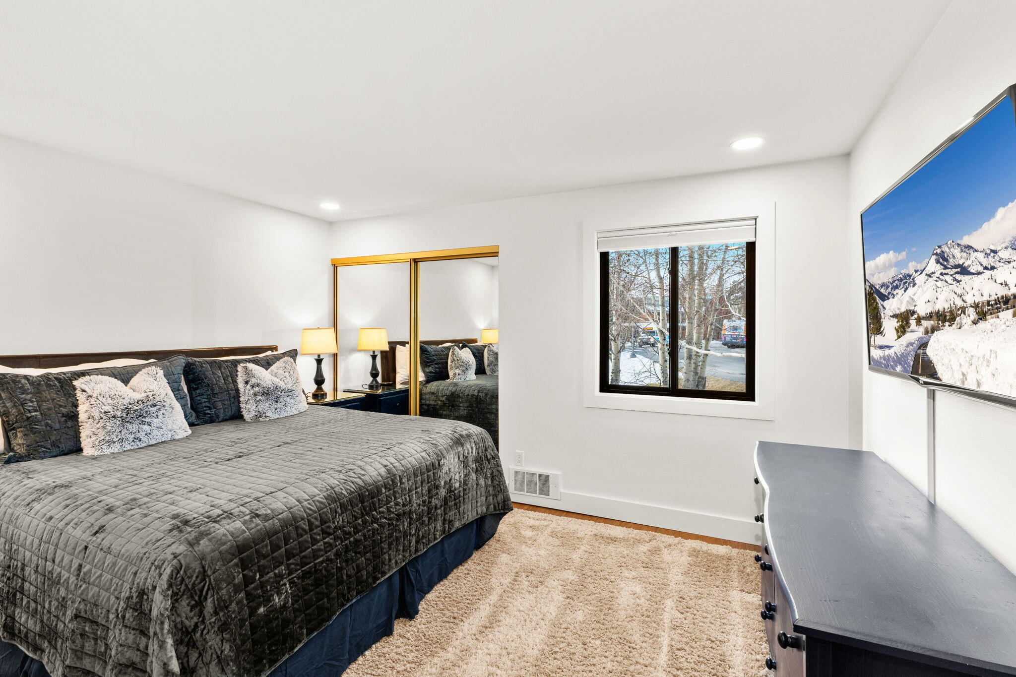 2209 Bonne Vie Condo Road Sun Valley, ID 83353 - Photo 7 of 26 Primary Bedroom