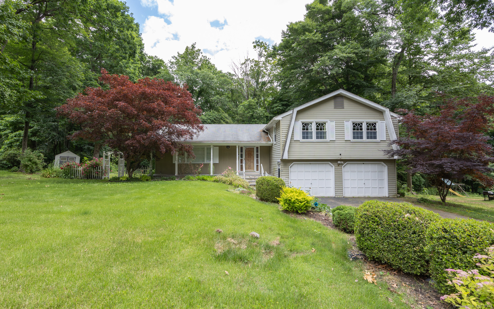 8 Bear Ridge Drive Bloomfield, CT 06002 - Photo 1 of 1 Gallery Image 1