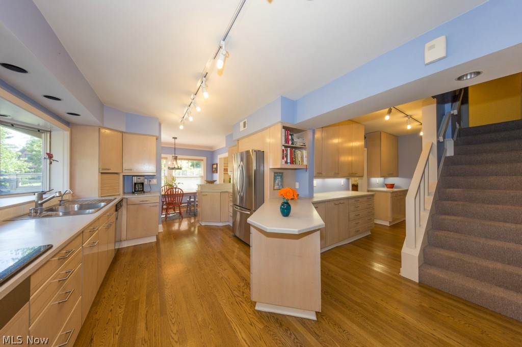 2889 Eaton Road Shaker Heights, OH 44122 - Photo 11 of 25 Gallery Image 11