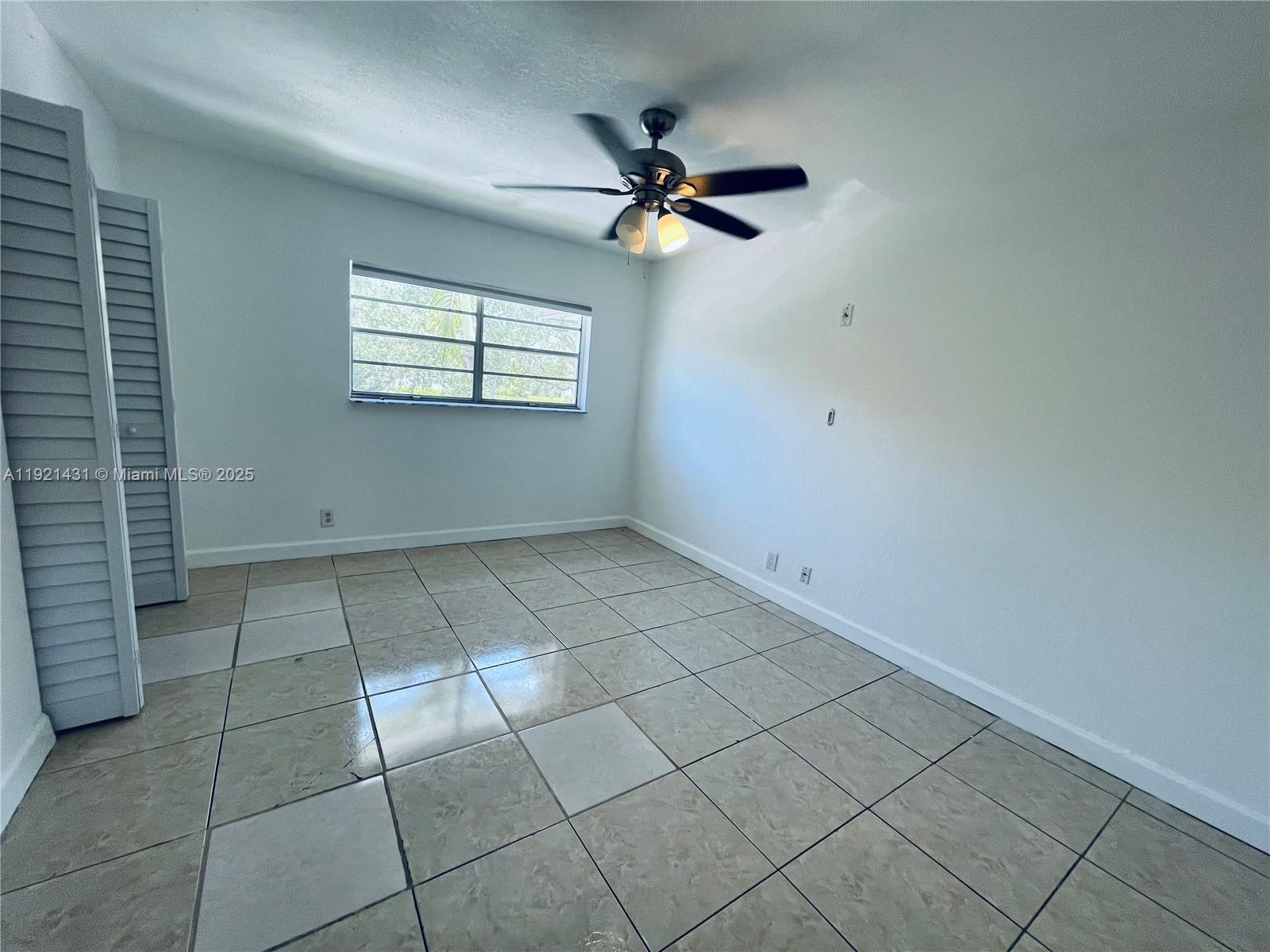 825 Northwest 46th Avenue, Unit 825 Plantation, FL 33317 - Photo 6 of 12