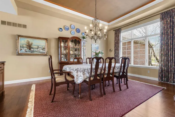 $750,000 | 10125 Creek Ridge Trail, Belvidere, IL 61008