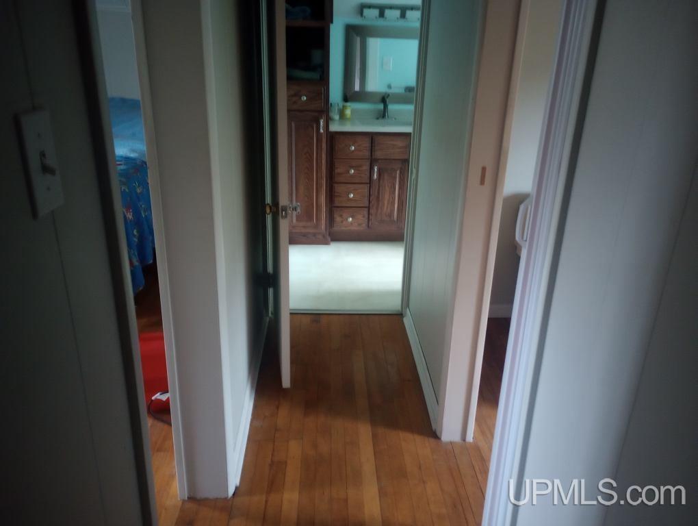 56912 Hecla Street Calumet, MI 49913 - Photo 12 of 16