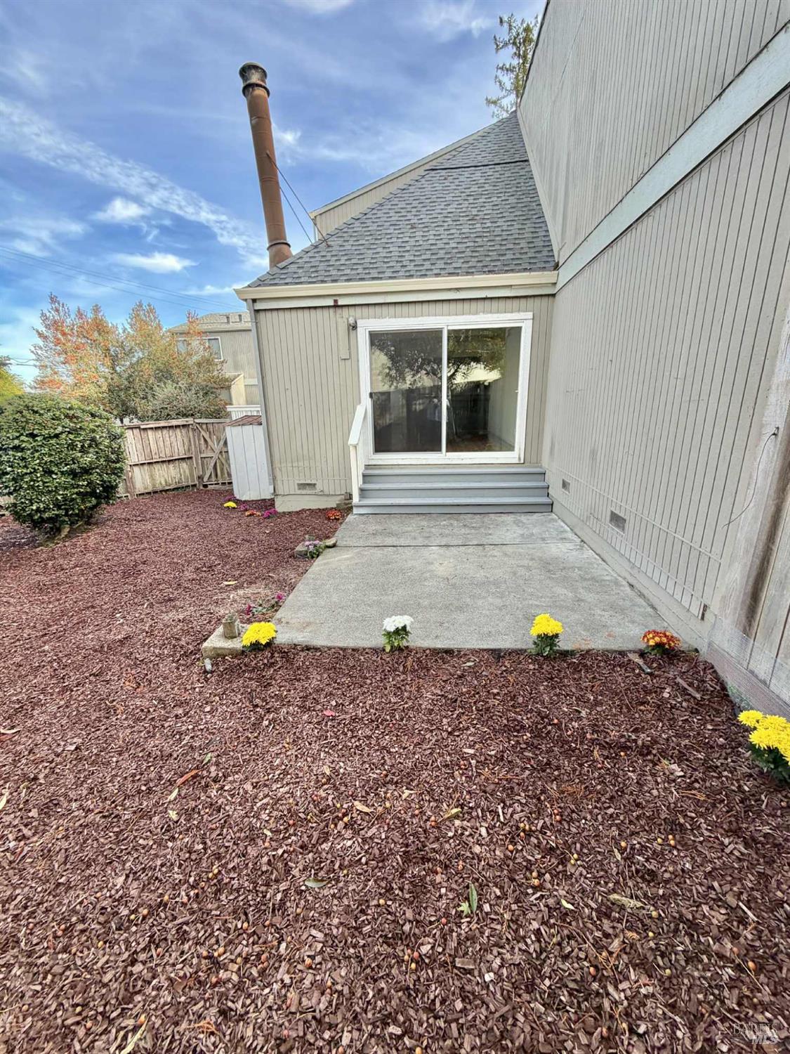 7086 Fircrest Avenue Sebastopol, CA 95472 - Photo 23 of 62 a view of backyard with a garden and deck