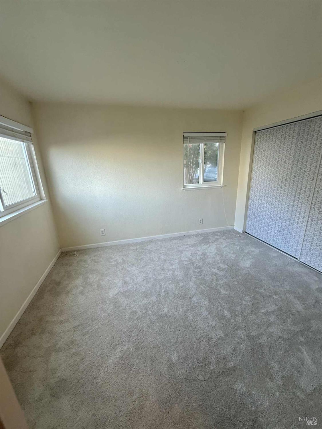 7086 Fircrest Avenue Sebastopol, CA 95472 - Photo 40 of 62 an empty room with windows