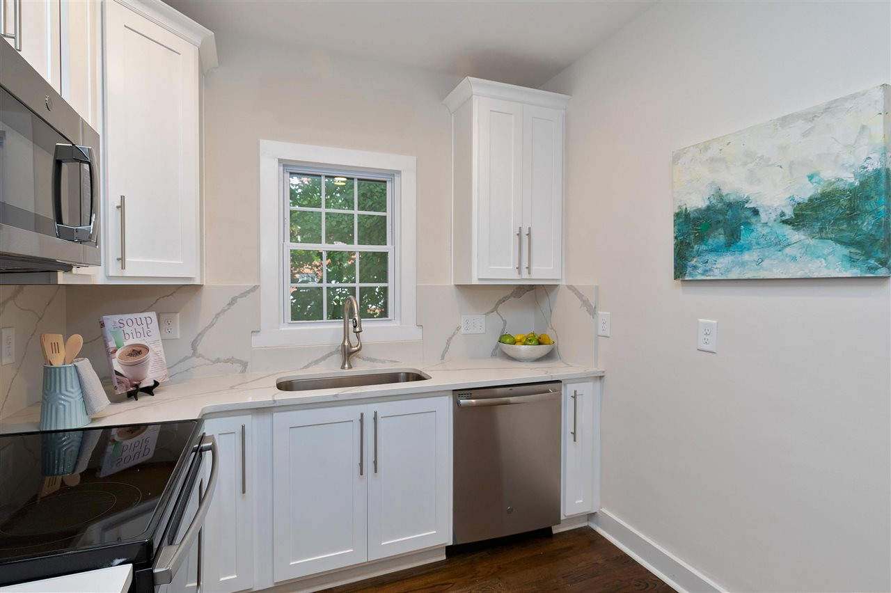 816 Ellington Street Raleigh, NC 27601 - Photo 12 of 18 Photo 12