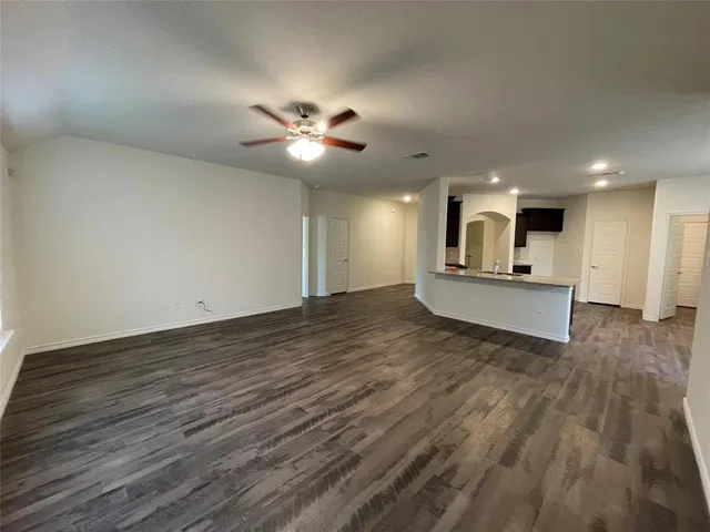 $2,095 | 761 Jamestown Lane, Fate, TX 75189