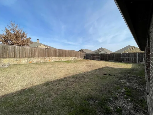 $2,095 | 761 Jamestown Lane, Fate, TX 75189