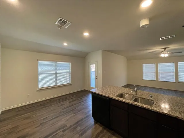 $2,095 | 761 Jamestown Lane, Fate, TX 75189