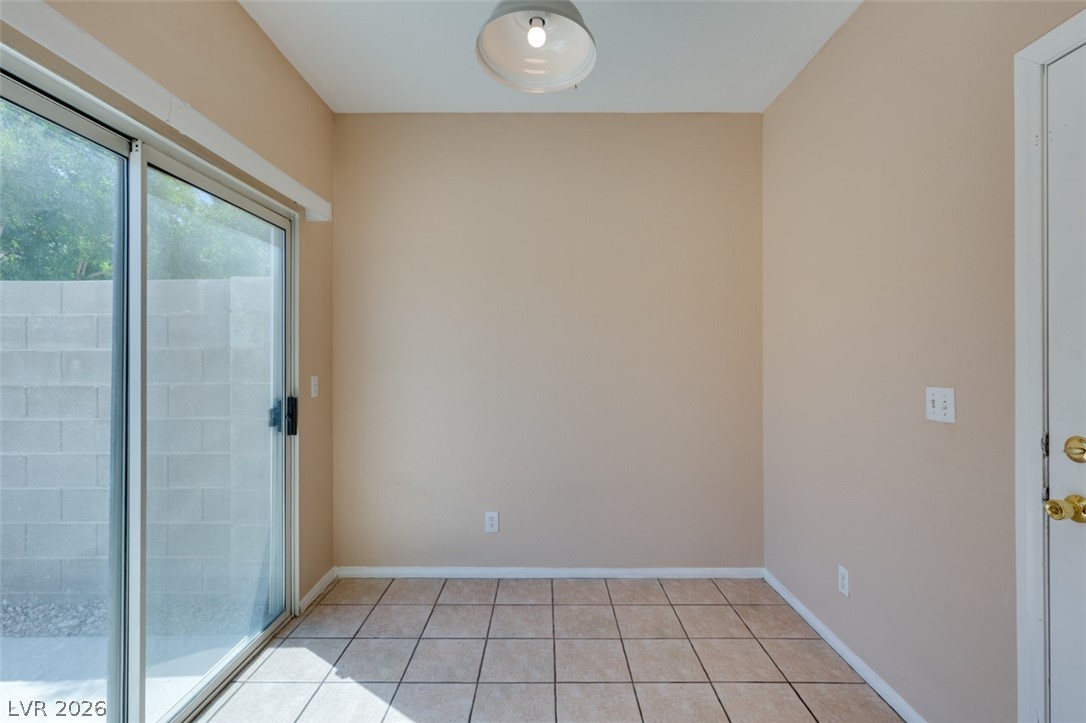 1401 Sycamore Spring Court Las Vegas, NV 89128 - Photo 16 of 31