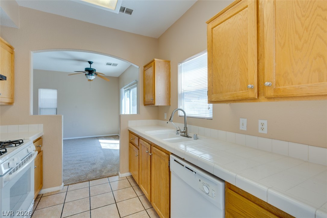 1401 Sycamore Spring Court Las Vegas, NV 89128 - Photo 18 of 31