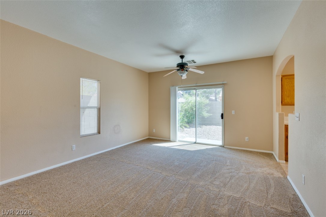 1401 Sycamore Spring Court Las Vegas, NV 89128 - Photo 5 of 31