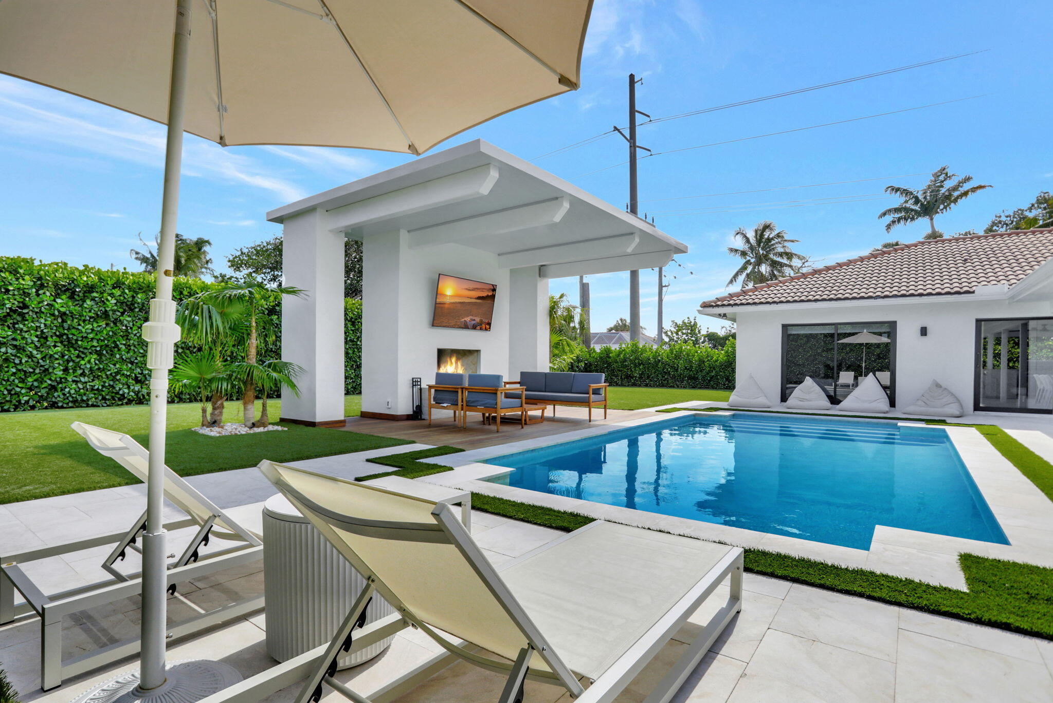898 Southwest 16th Street Boca Raton, FL 33486 - Photo 33 of 38 38-web-or-mls-001L6094