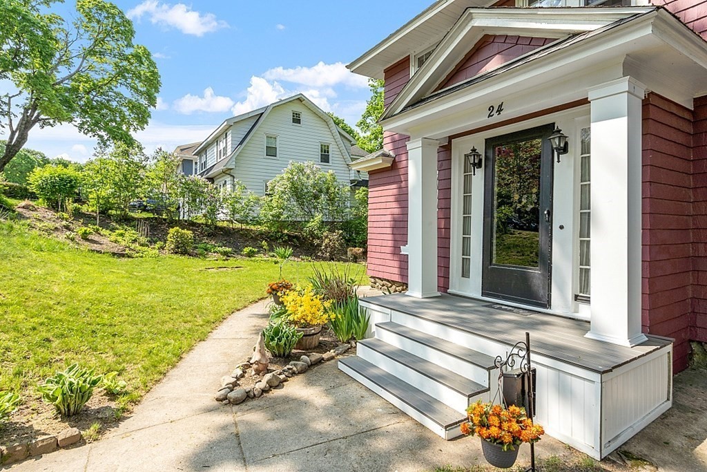 24 Maplewood Road Worcester, MA 01602 - Photo 40 of 42 a view of a house with a yard