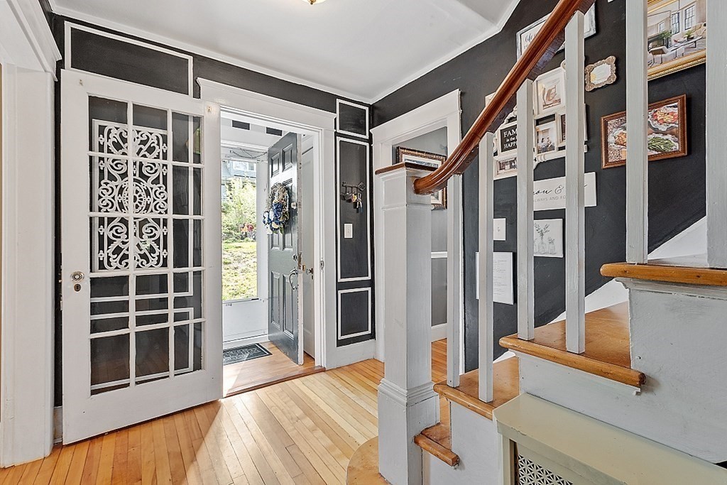 24 Maplewood Road Worcester, MA 01602 - Photo 9 of 42