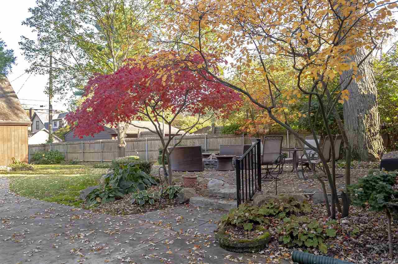 820 Lincoln Road Grosse Pointe, MI 48230 - Photo 39 of 49 50060180-38.JPG