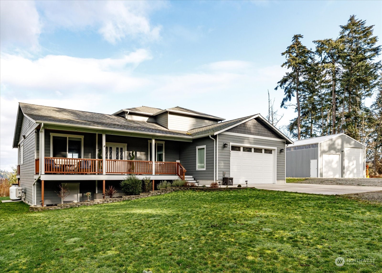 547 East Sawmill Road Oak Harbor, WA 98277 - Photo 1 of 40 Gallery Image 1