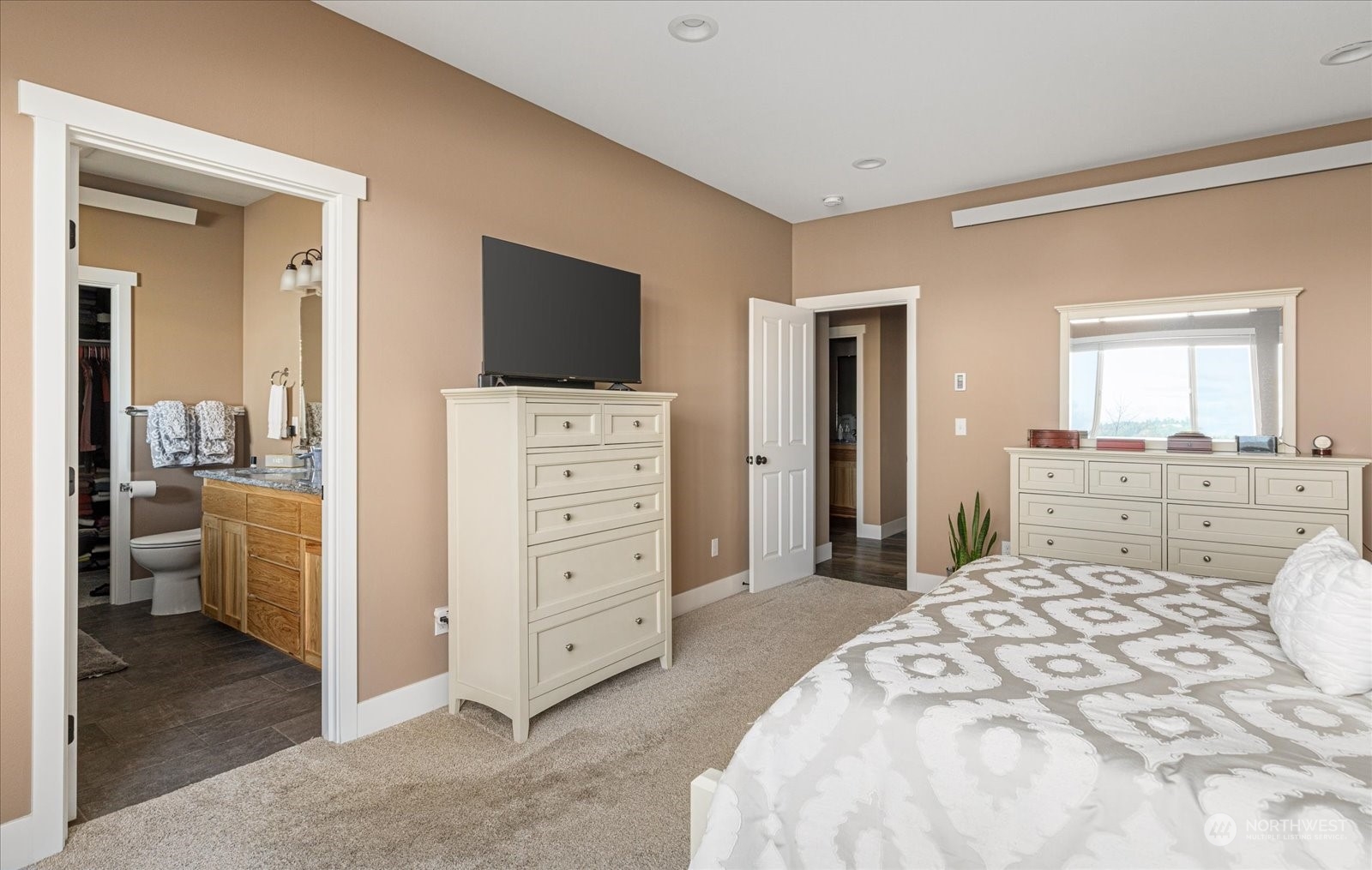 547 East Sawmill Road Oak Harbor, WA 98277 - Photo 21 of 40 Gallery Image 21