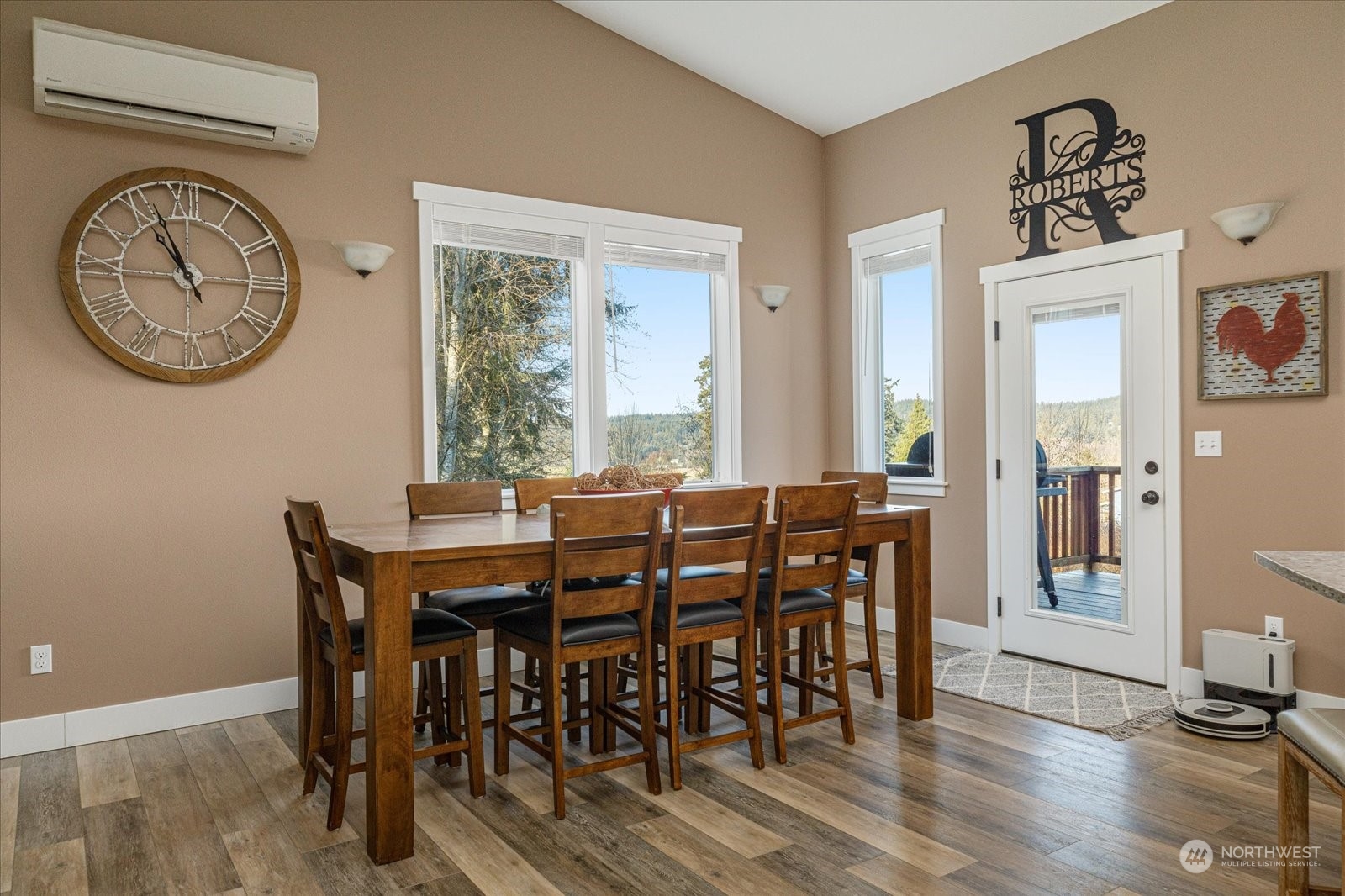547 East Sawmill Road Oak Harbor, WA 98277 - Photo 9 of 40 Gallery Image 9