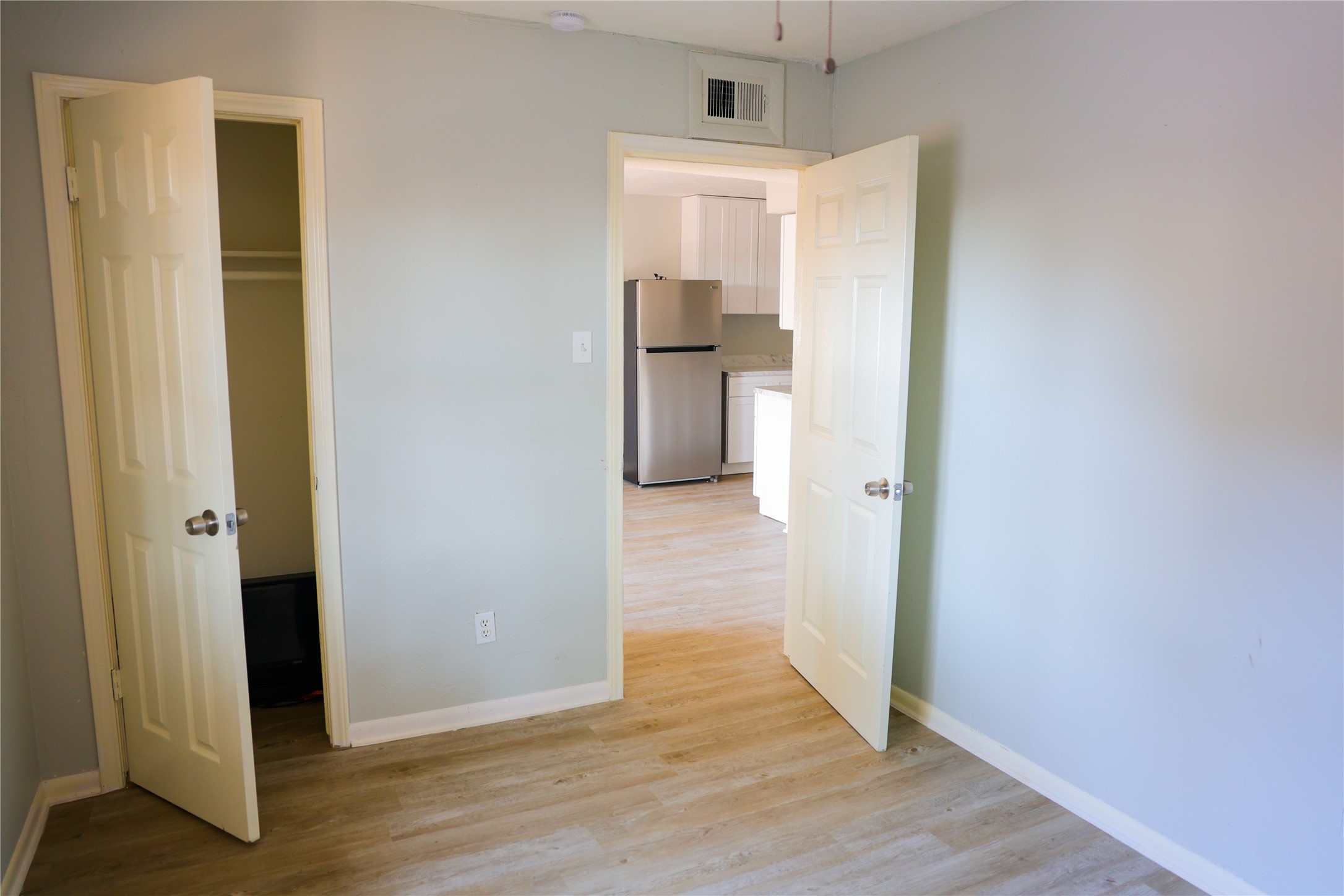 909 Yorkshire Street, Unit 8 Houston, TX 77022 - Photo 20 of 21