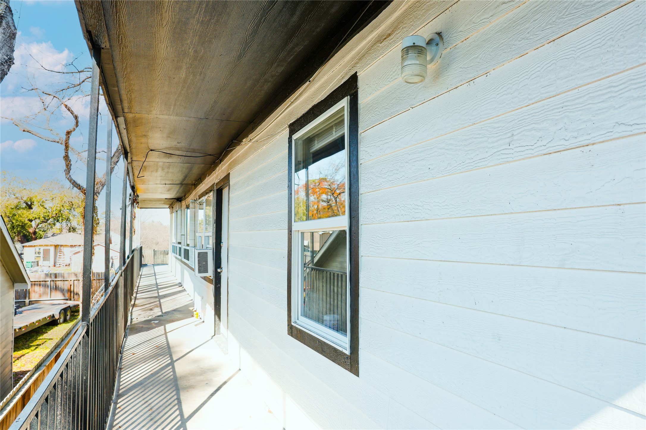909 Yorkshire Street, Unit 8 Houston, TX 77022 - Photo 5 of 21