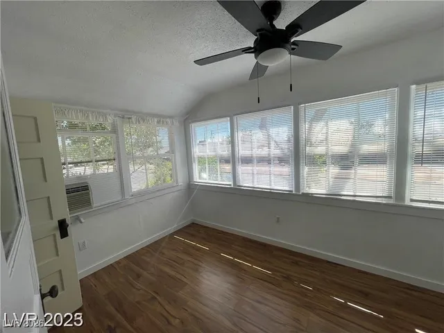 $1,800 | 668 Avenue F, Boulder City, NV 89005