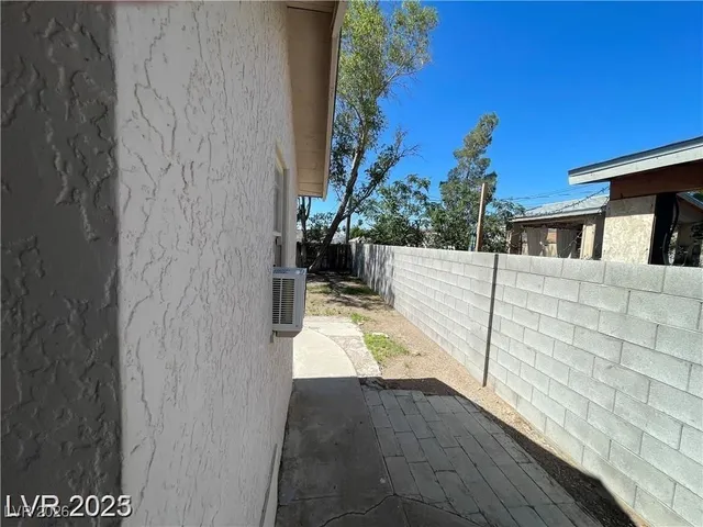 $1,800 | 668 Avenue F, Boulder City, NV 89005