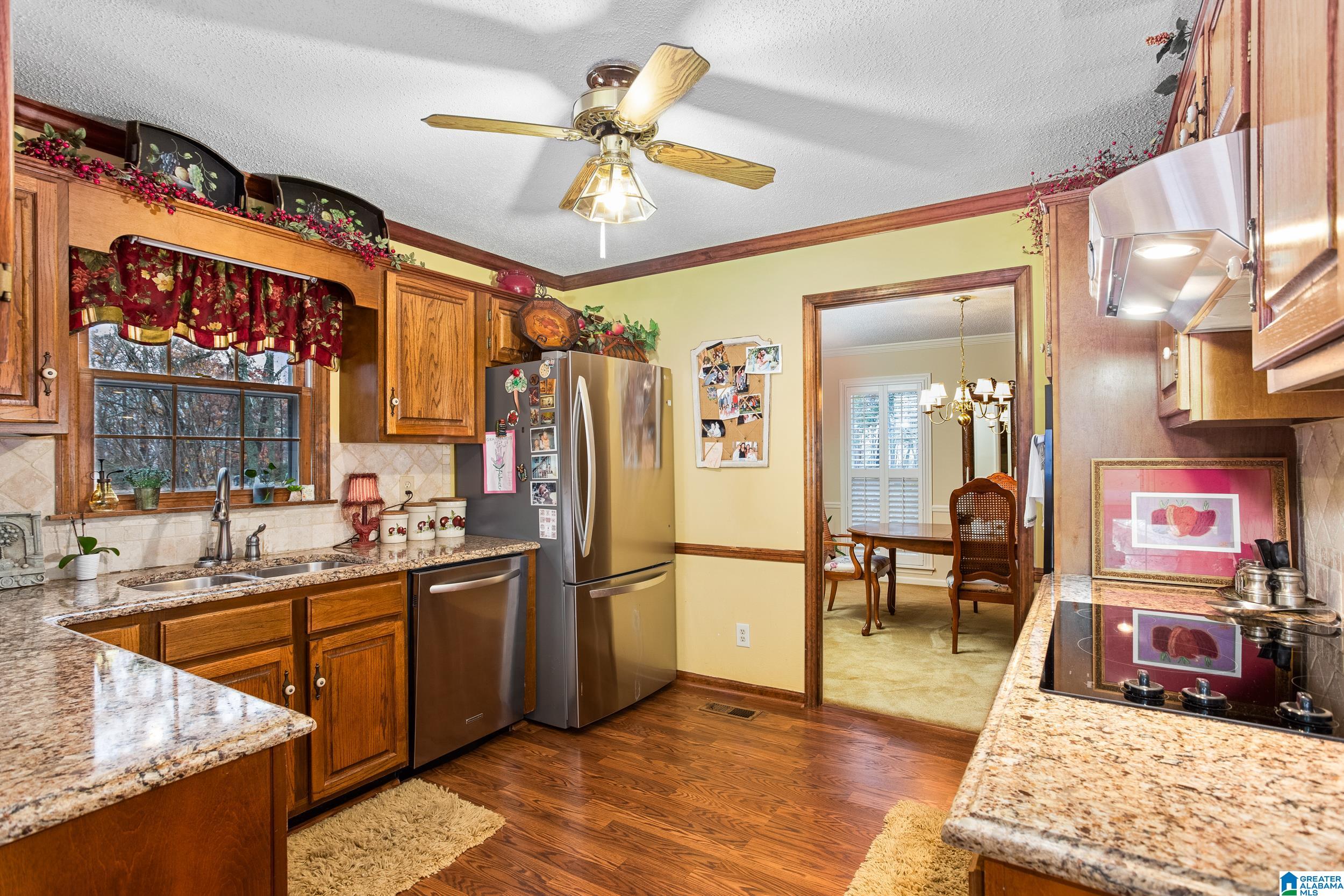 2201 Hathaway Heights Road Anniston, AL 36207 - Photo 11 of 37