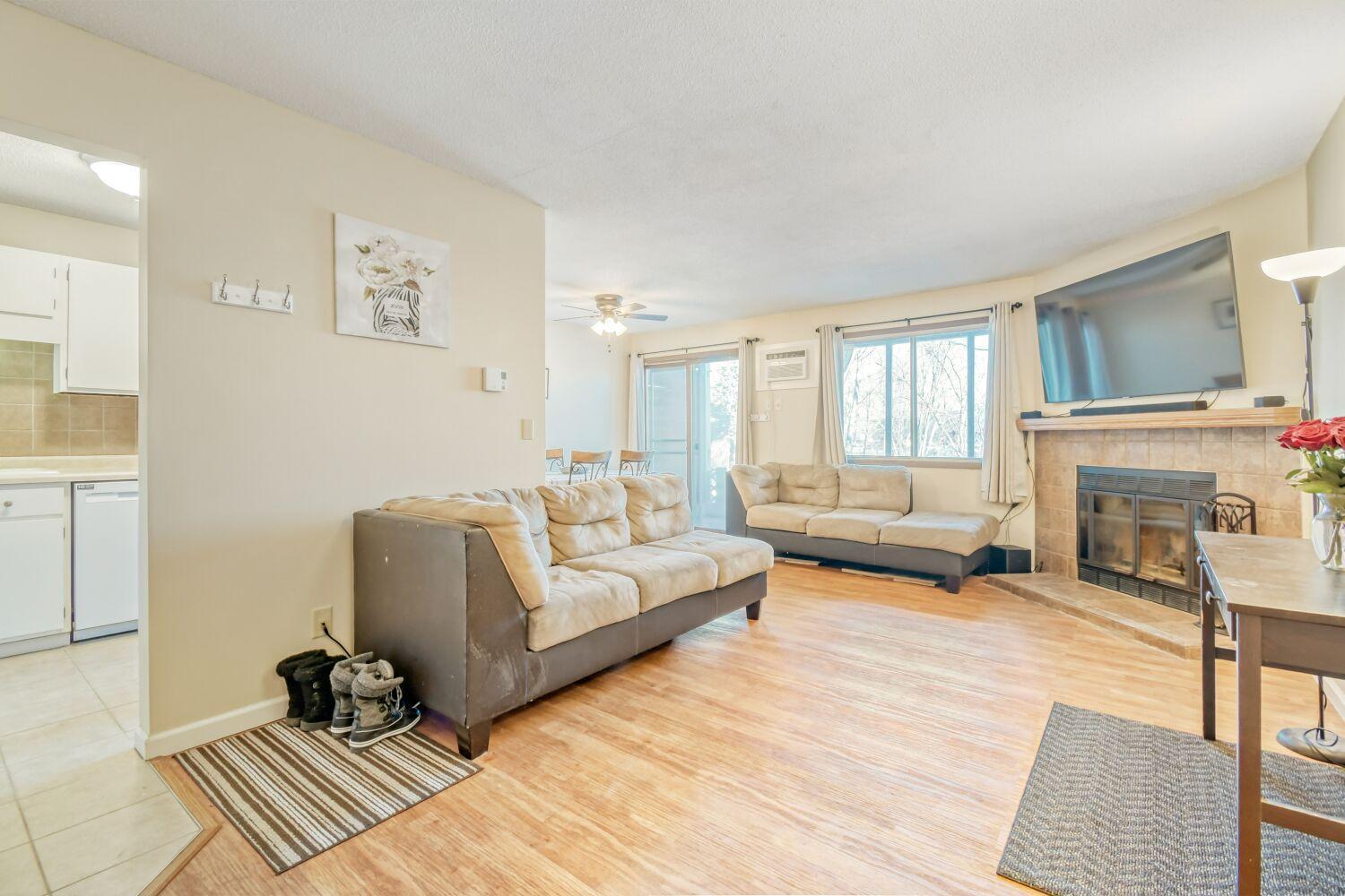 7600 157th Street West, Unit 103 Apple Valley, MN 55124 - Photo 3 of 12