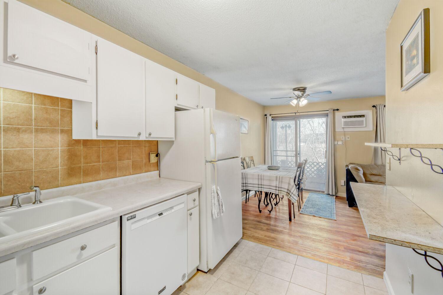 7600 157th Street West, Unit 103 Apple Valley, MN 55124 - Photo 6 of 12