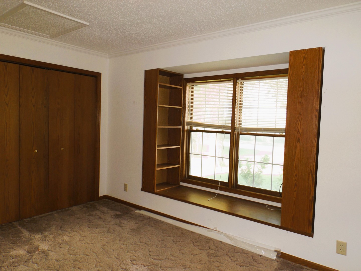 22024 Moline Road Sterling, IL 61081 - Photo 10 of 23