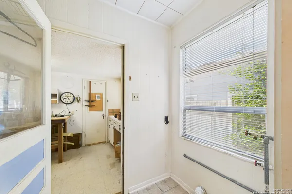 $199,990 | 235 Lively Drive, San Antonio, TX 78213