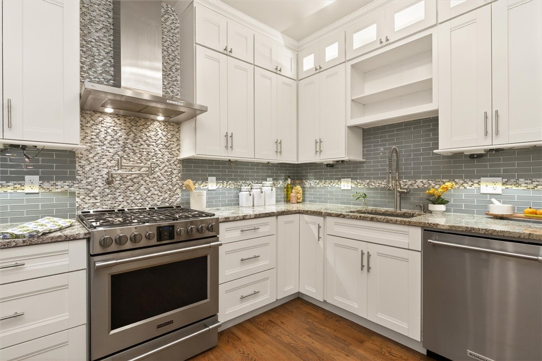 34 Erion Crescent Rochester, NY 14607 - Photo 3 of 49 gourmet custom kitchen with pot filler