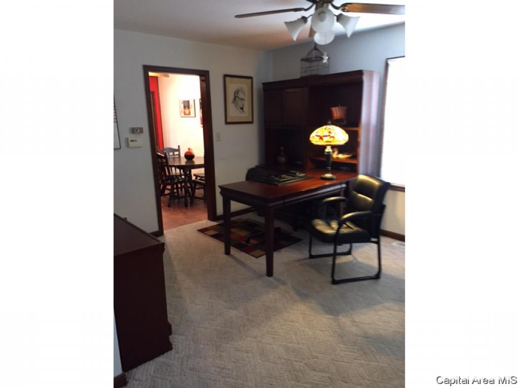 2013 North 20th Street Springfield, IL 62702 - Photo 8 of 10