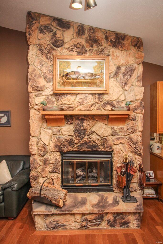 10767 Roxanna Drive St. Louis, MO 63128 - Photo 12 of 34