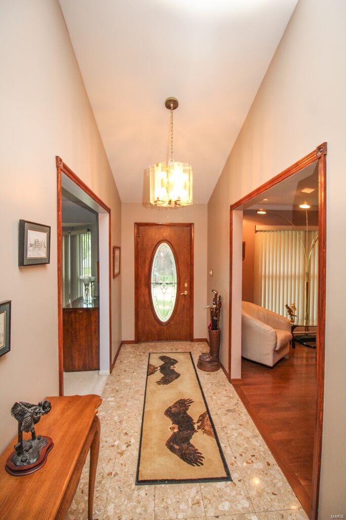 10767 Roxanna Drive St. Louis, MO 63128 - Photo 15 of 34