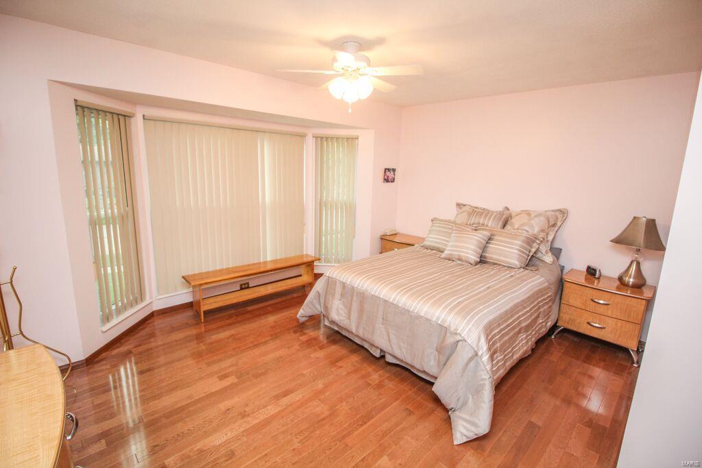 10767 Roxanna Drive St. Louis, MO 63128 - Photo 25 of 34