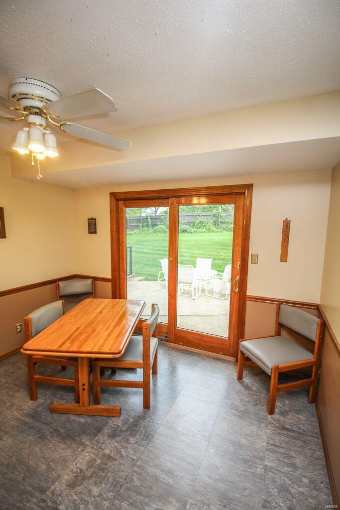 10767 Roxanna Drive St. Louis, MO 63128 - Photo 9 of 34