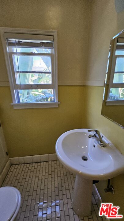 200 South Park View Street, Unit 2330 Los Angeles, CA 90057 - Photo 14 of 19