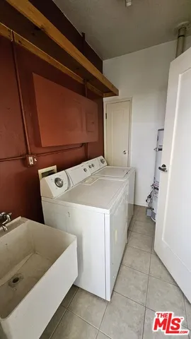 $2,800 | 200 South Park View Street, Unit 2330, Los Angeles, CA 90057