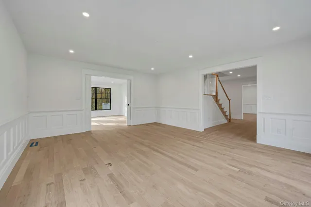 $4,175,000 | 32 Sycamore Road, Scarsdale, NY 10583