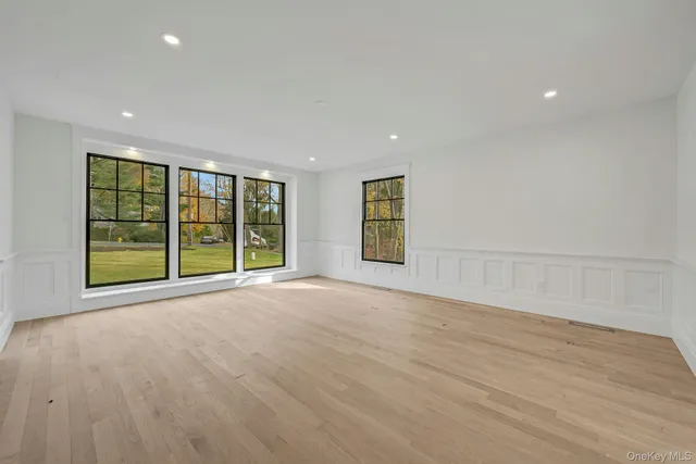 $4,175,000 | 32 Sycamore Road, Scarsdale, NY 10583