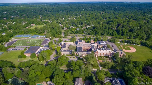 $4,175,000 | 32 Sycamore Road, Scarsdale, NY 10583