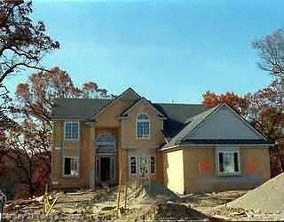 951 Ridgeview Circle Lake Orion, MI 48362 - Photo 1 of 1 Listing Image