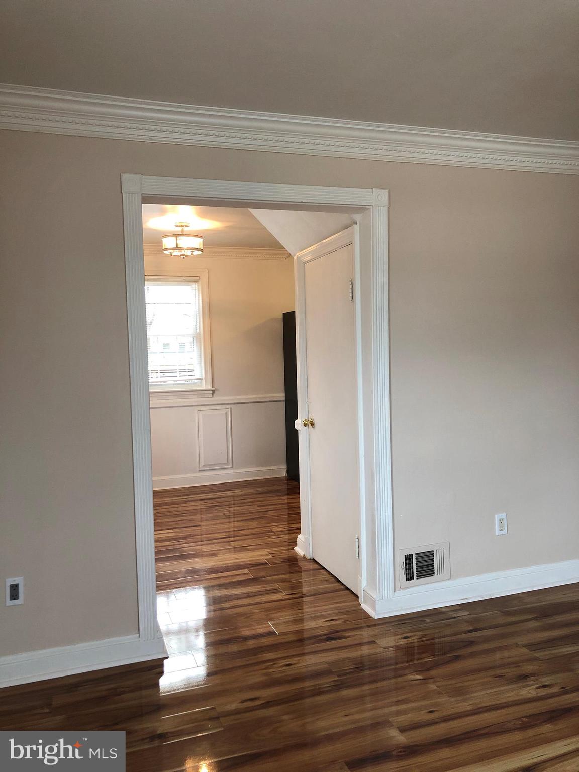 2407 Amherst Road Hyattsville, MD 20783 - Photo 11 of 57 entrance to kitchen/dining area